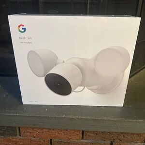 Google Nest Cam with Floodlight - White